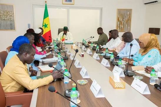 Sénégal : la déclaration de patrimoine du président relance le bras de fer entre Pastef et l’Exécutif